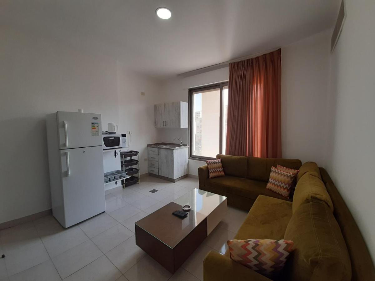Furnished Apartments Near Mcdonald'S Al-Madina Al-Monawara St Amã Exterior foto