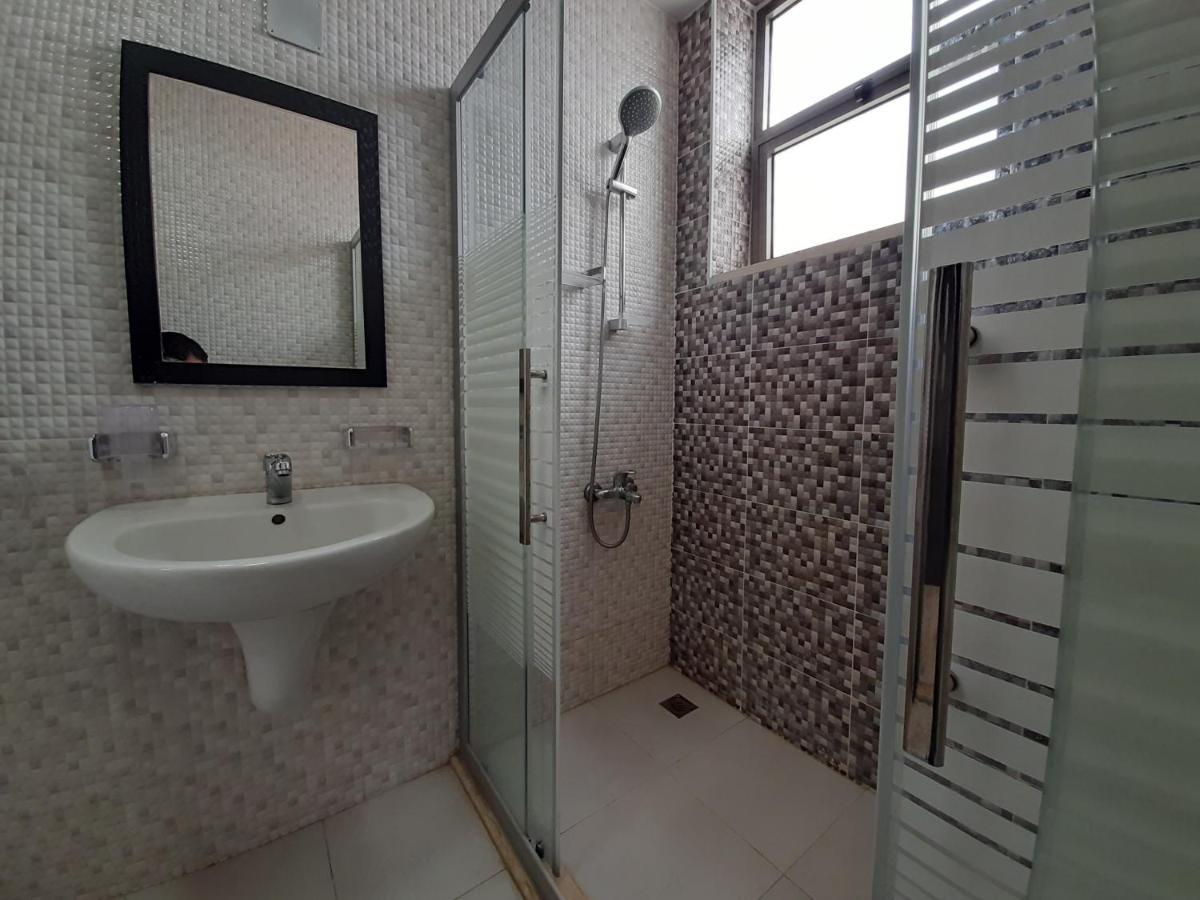 Furnished Apartments Near Mcdonald'S Al-Madina Al-Monawara St Amã Exterior foto