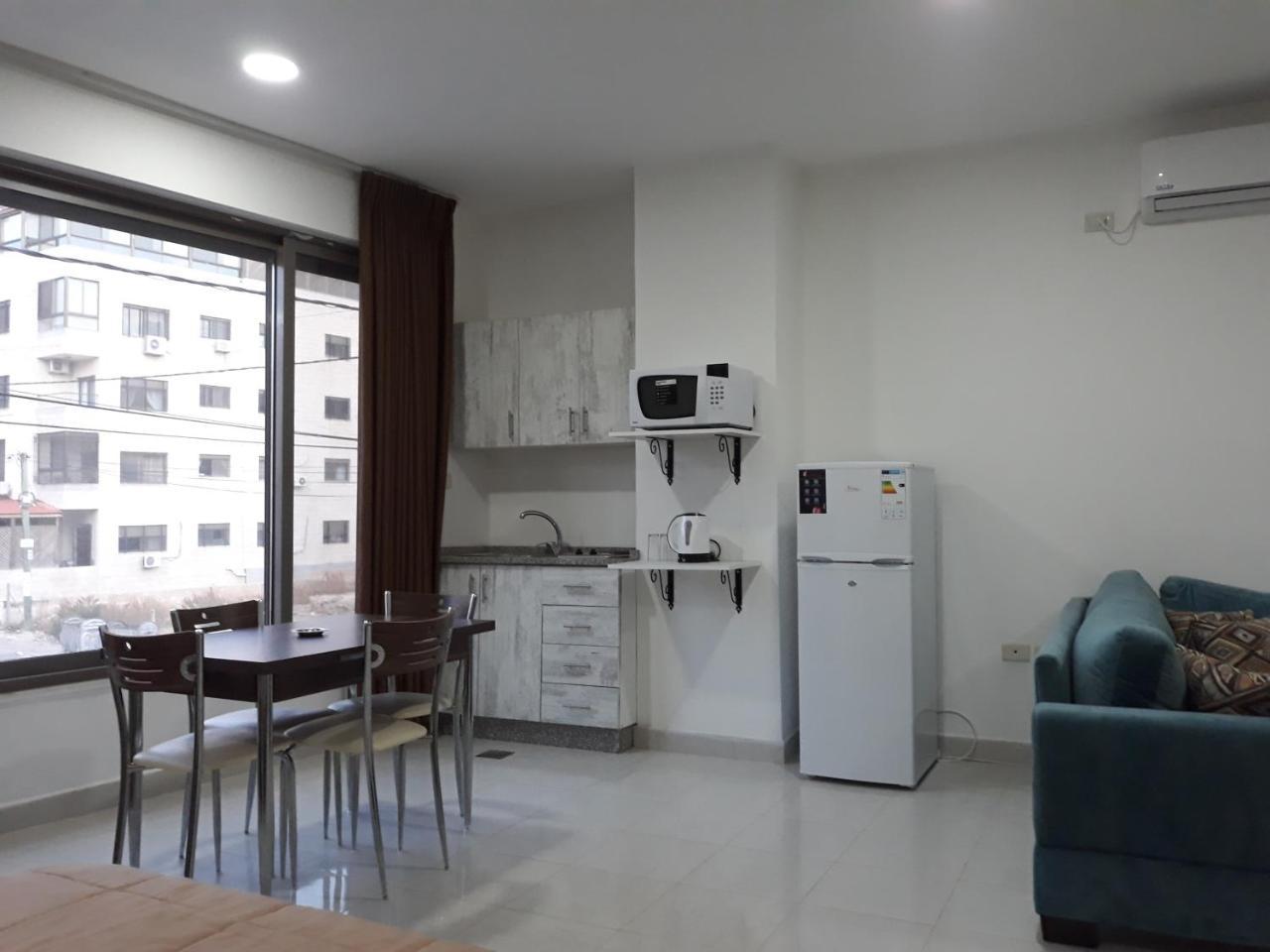 Furnished Apartments Near Mcdonald'S Al-Madina Al-Monawara St Amã Exterior foto